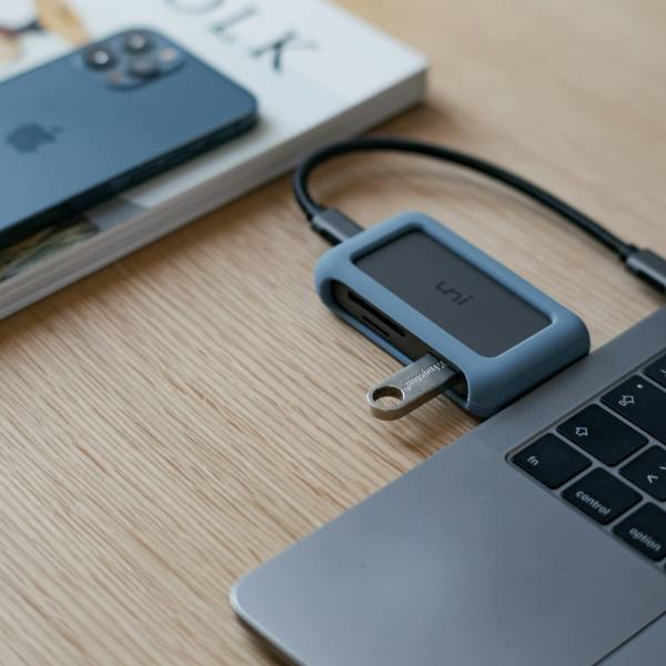 Docking hub USB-C 10 portas
